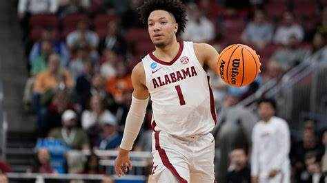 Alabama guard Marcus Sears